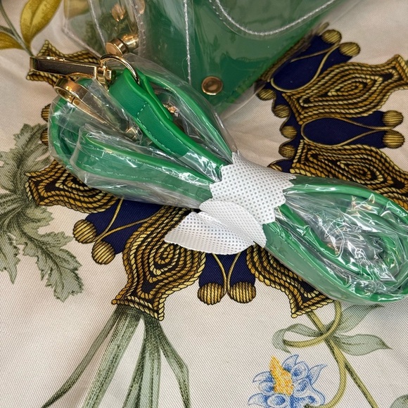 Green Handbag Set NWT - Picture 12 of 14
